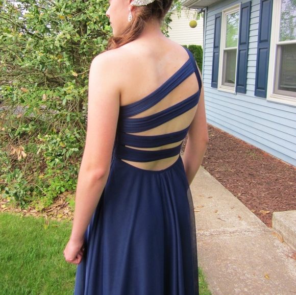 DRESS Sale Navy Blue Single Shoulder Formal Dress Read Description - Picture 2 of 3
